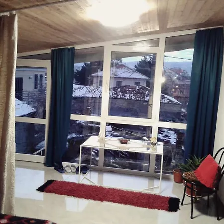 Cozy Loft Apartment *